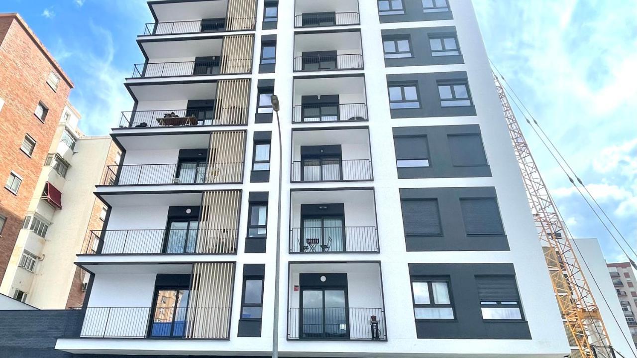 Apartamento Malaga Beach, 2A Apartment Ngoại thất bức ảnh